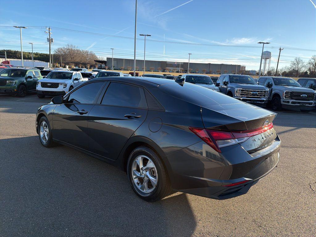 used 2021 Hyundai Elantra car, priced at $13,998