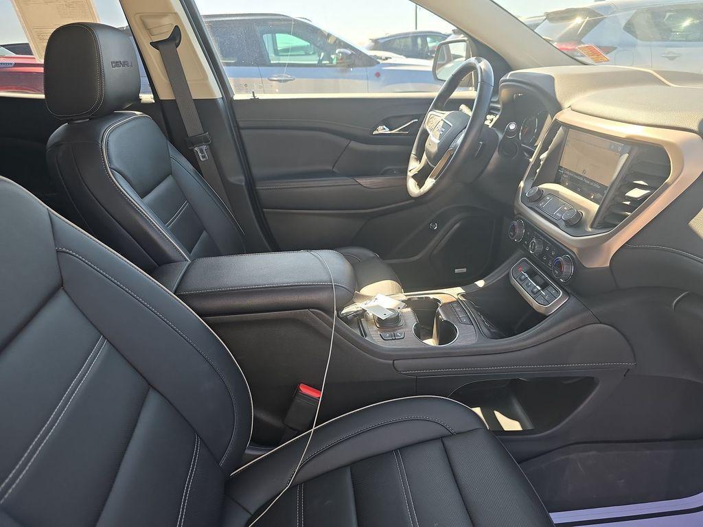 used 2022 GMC Acadia car, priced at $31,497