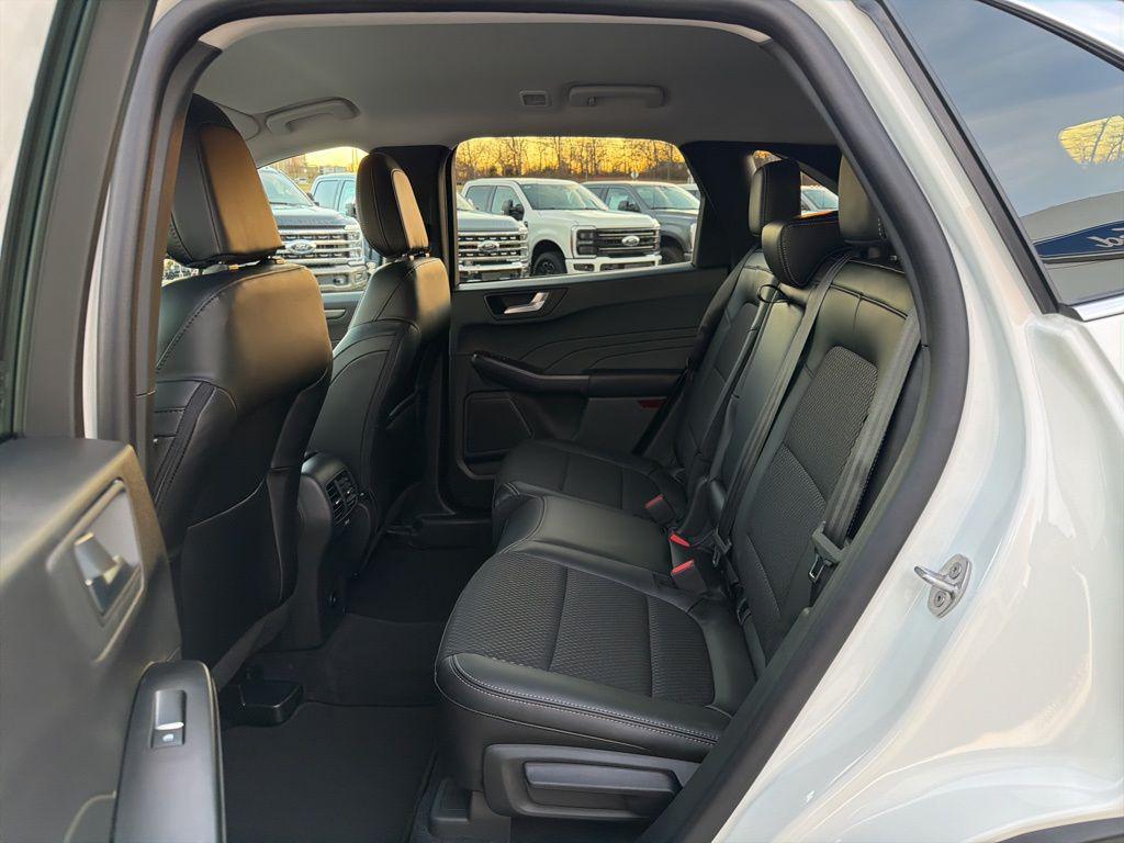 new 2026 Ford Escape PHEV car, priced at $33,390