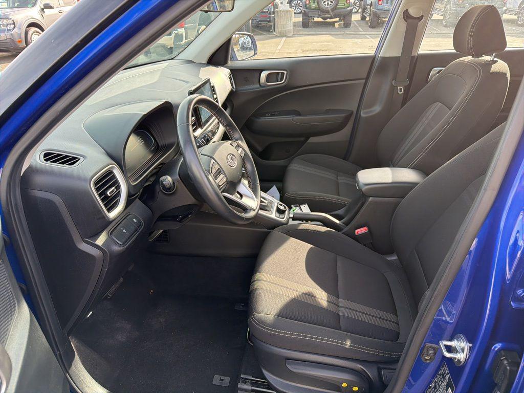 used 2024 Hyundai Venue car, priced at $17,997