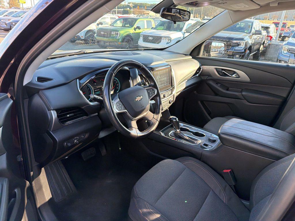 used 2018 Chevrolet Traverse car, priced at $17,499