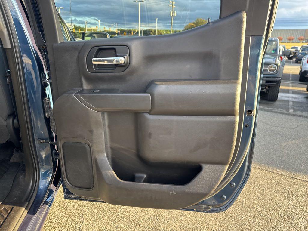 used 2021 Chevrolet Silverado 1500 car, priced at $26,992