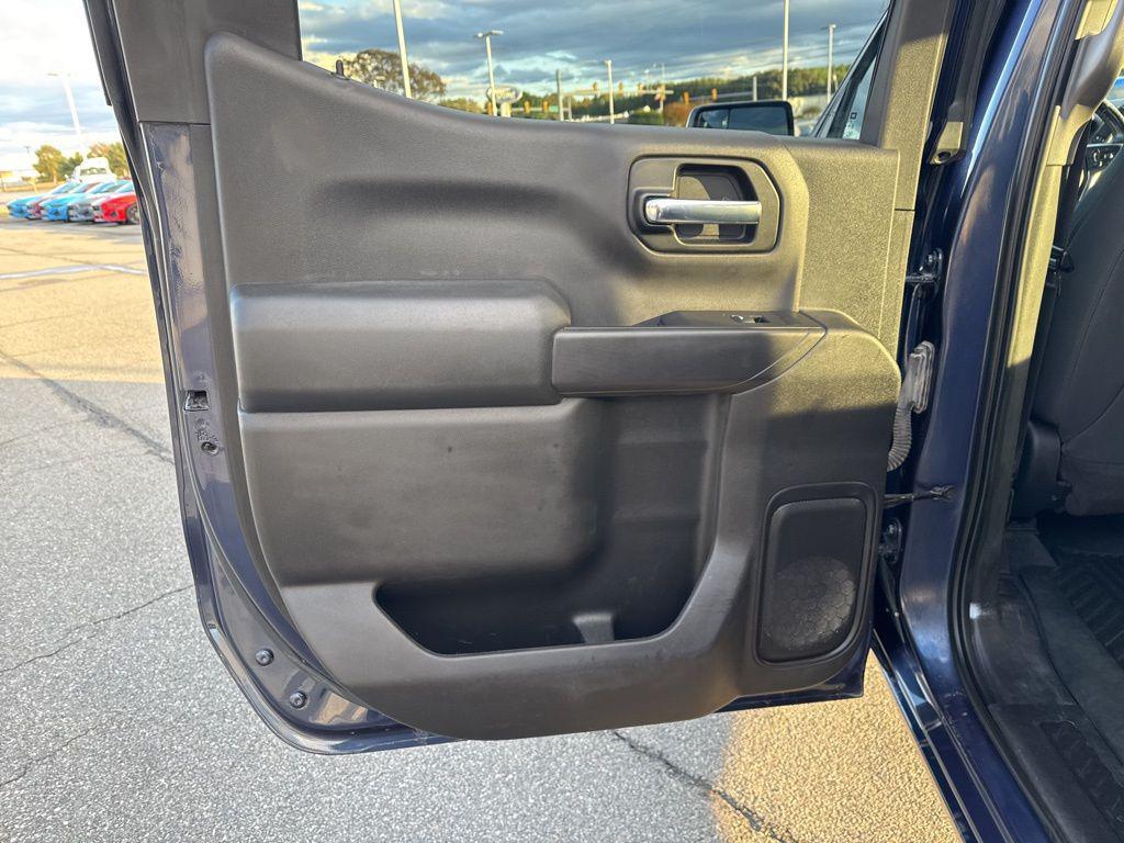 used 2021 Chevrolet Silverado 1500 car, priced at $26,992