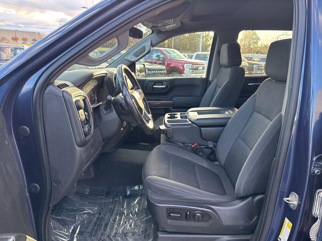 used 2021 Chevrolet Silverado 1500 car, priced at $26,992