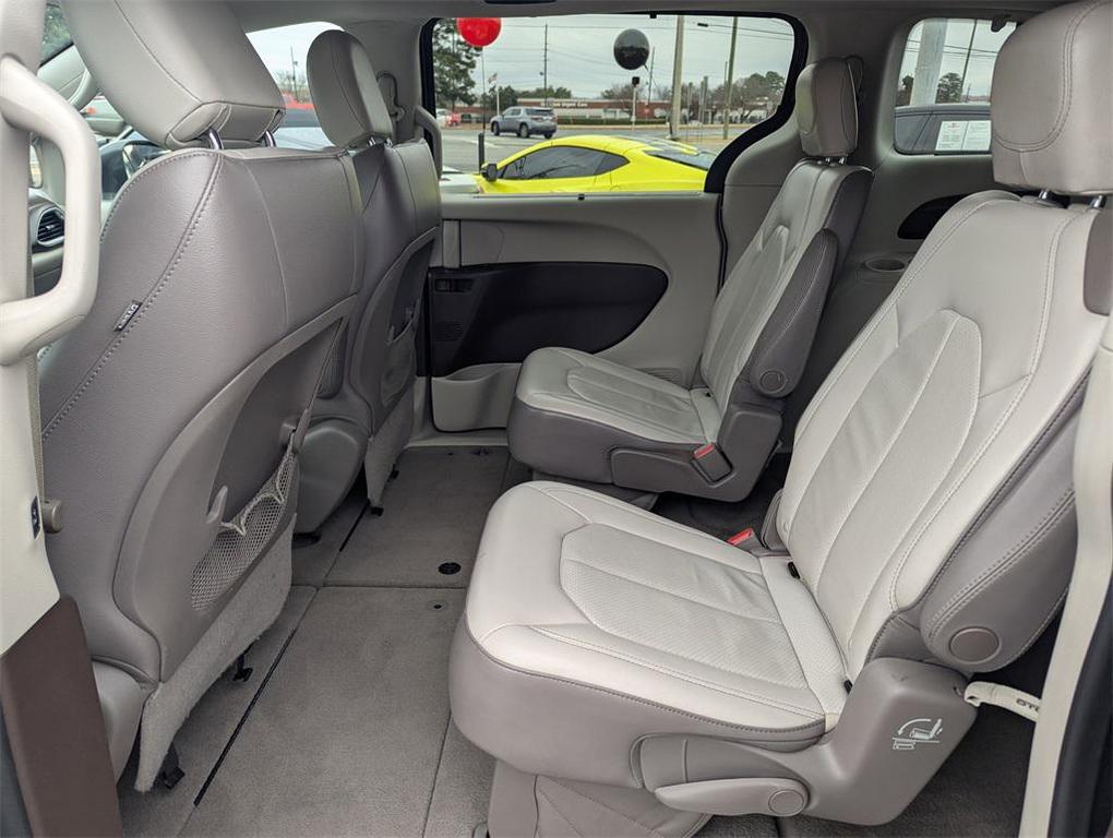 used 2018 Chrysler Pacifica car, priced at $16,788
