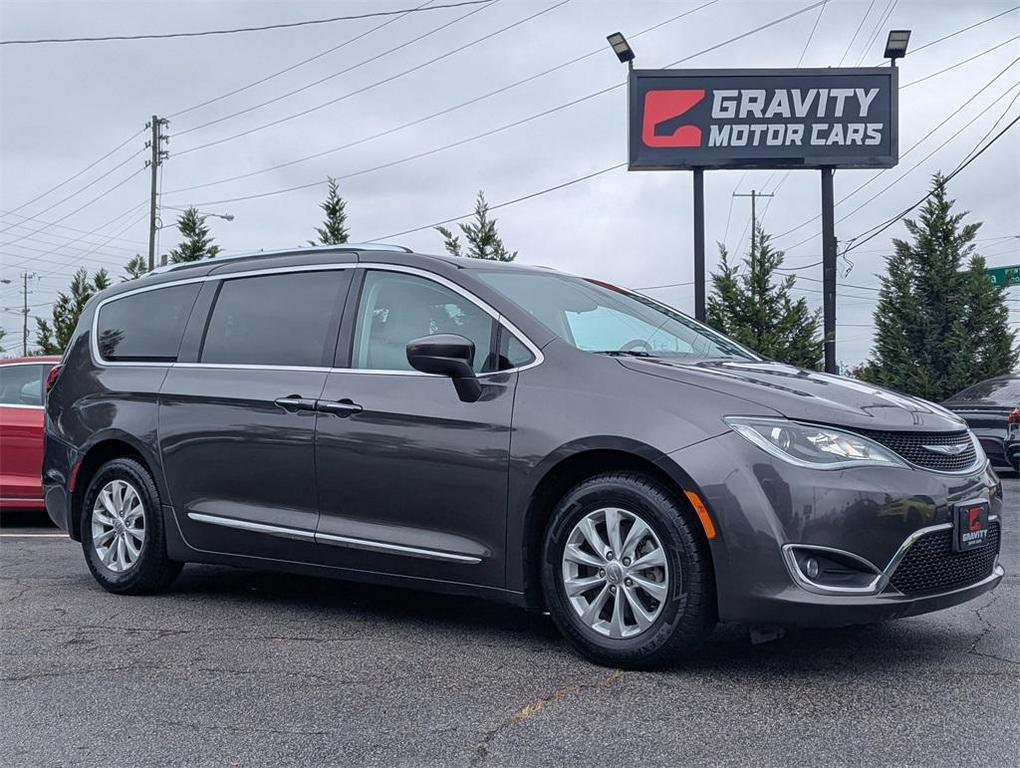 used 2018 Chrysler Pacifica car, priced at $16,788