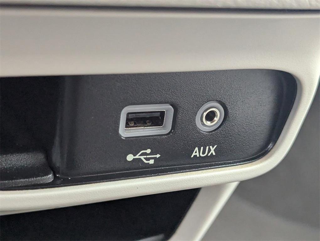 used 2018 Chrysler Pacifica car, priced at $16,788