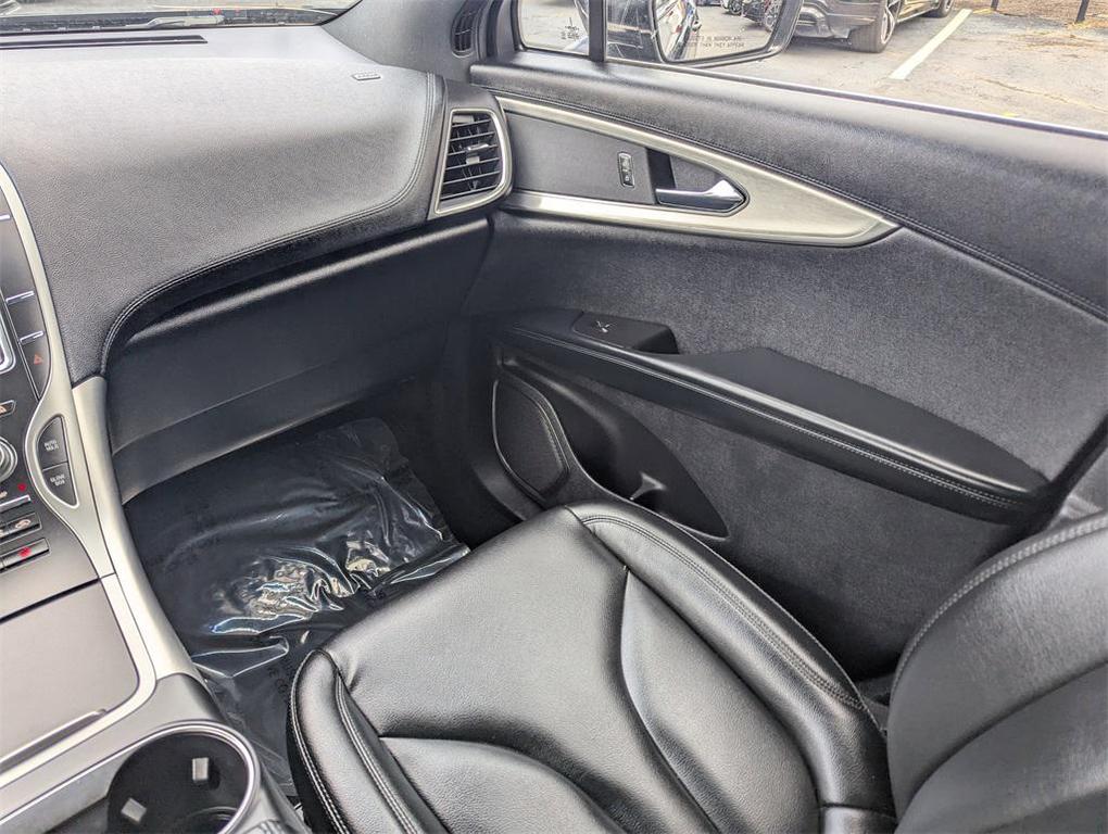 used 2019 Lincoln Nautilus car, priced at $16,185