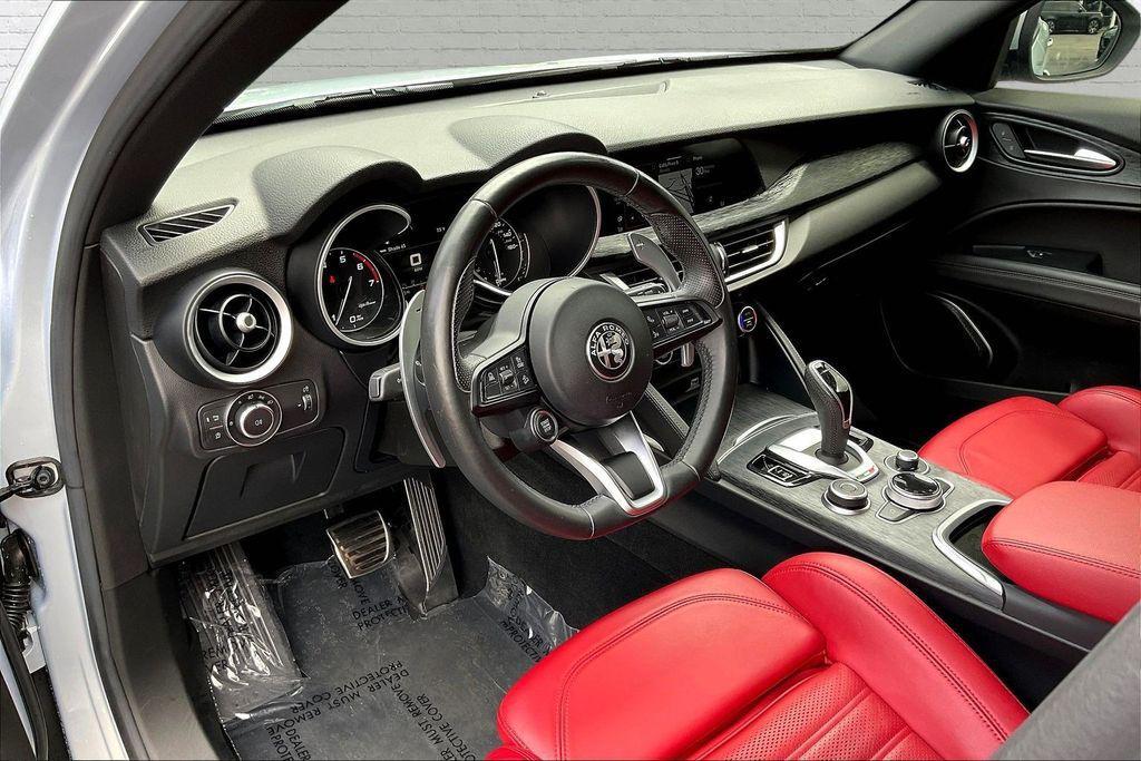 used 2022 Alfa Romeo Stelvio car, priced at $23,111