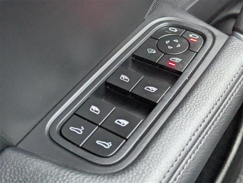 used 2023 Porsche Cayenne car, priced at $64,825