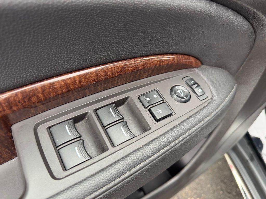 used 2018 Acura MDX car, priced at $17,499