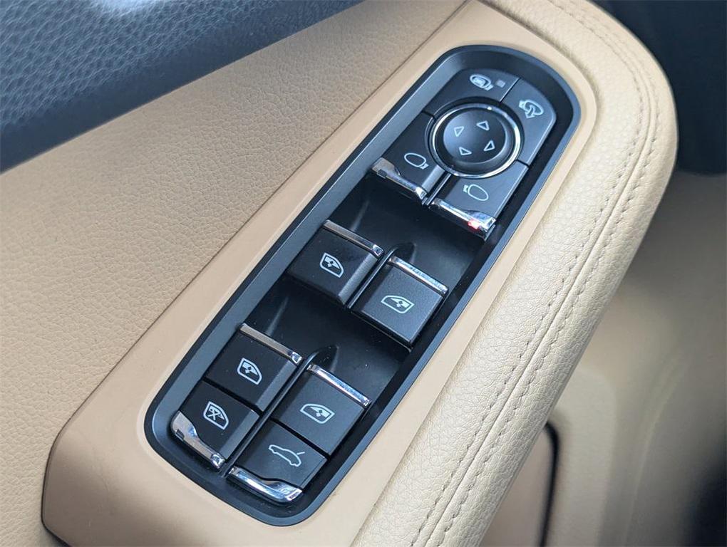 used 2018 Porsche Macan car, priced at $25,454