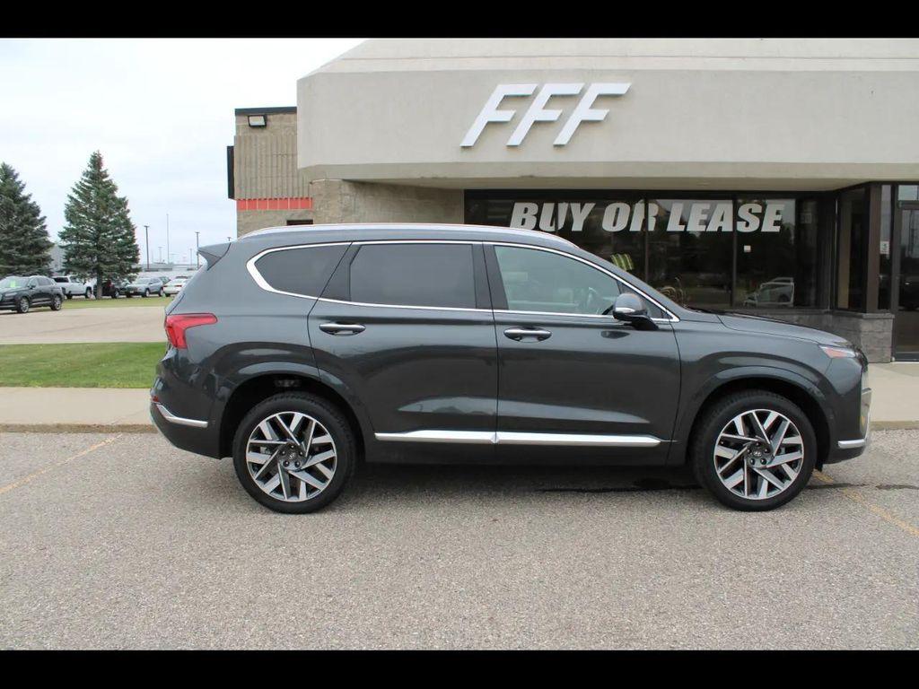 used 2023 Hyundai Santa Fe car, priced at $34,990