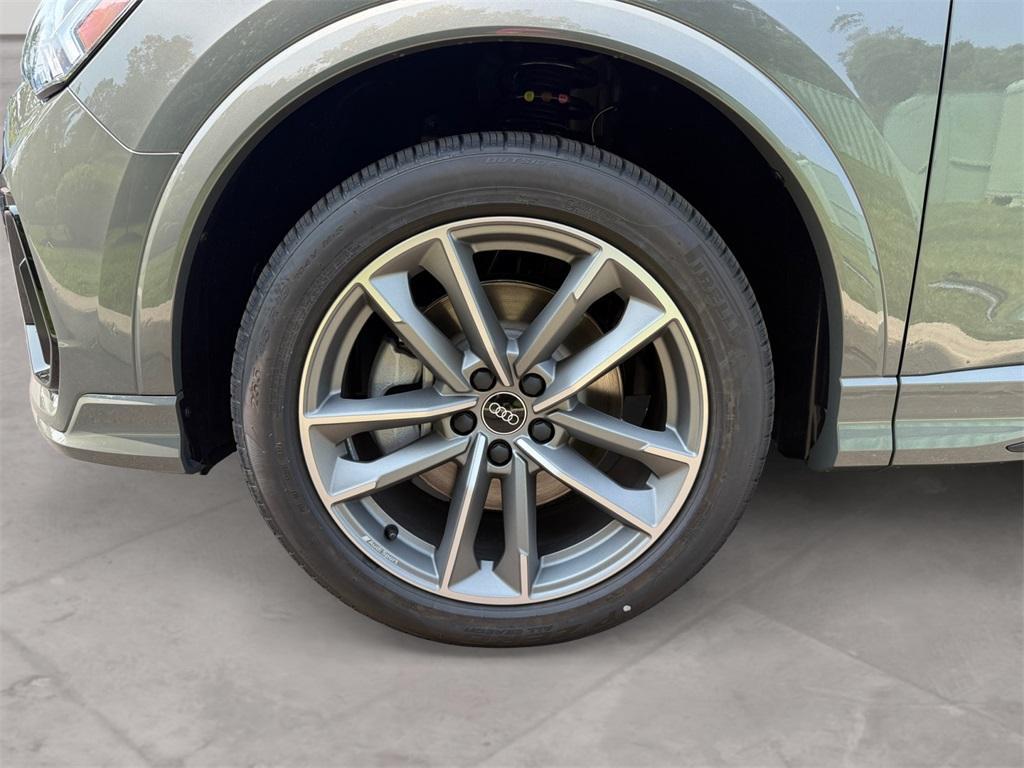 new 2025 Audi Q3 car, priced at $46,110