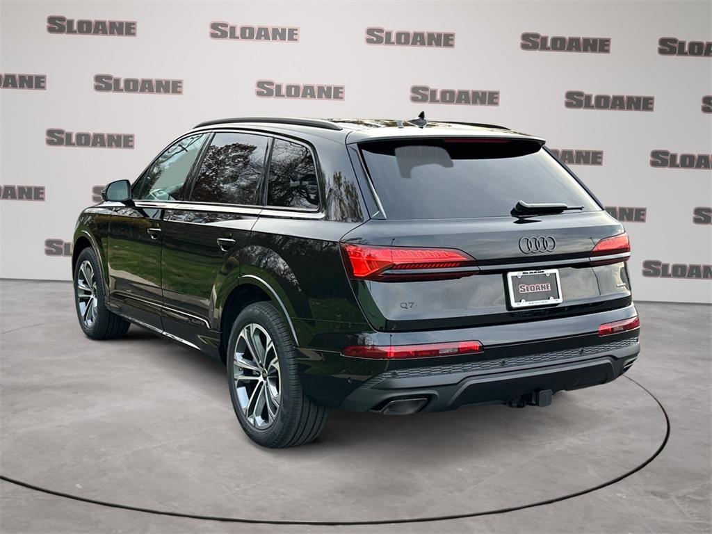 new 2026 Audi Q7 car, priced at $68,445