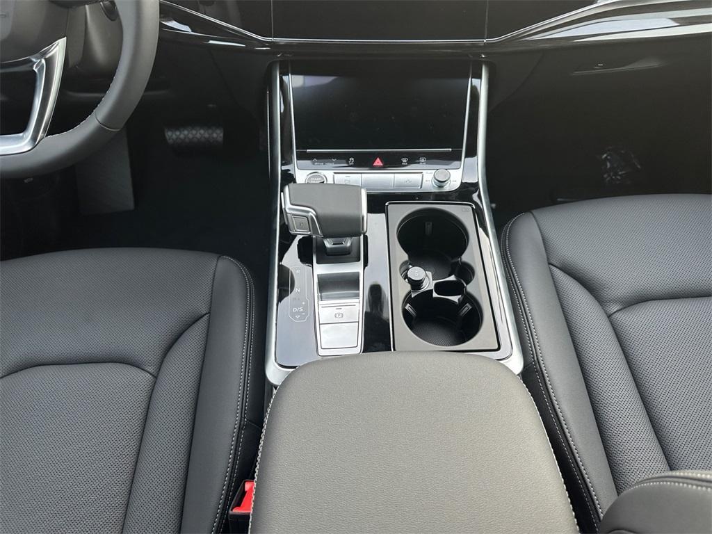 new 2026 Audi Q7 car, priced at $78,445