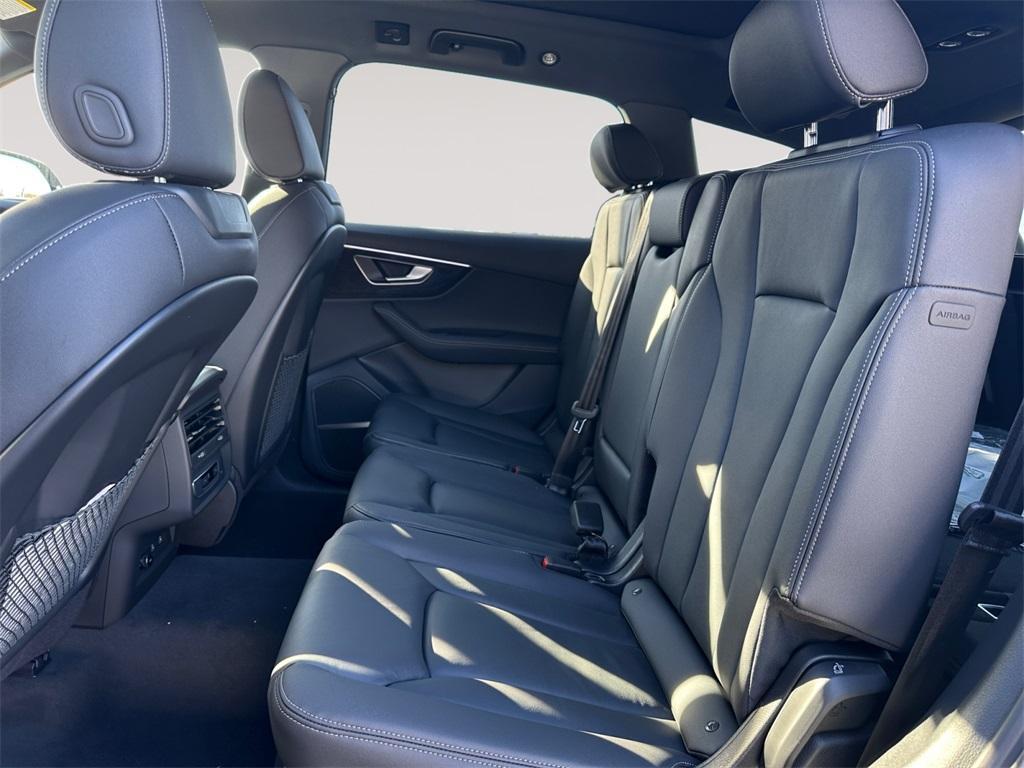 new 2026 Audi Q7 car, priced at $70,140