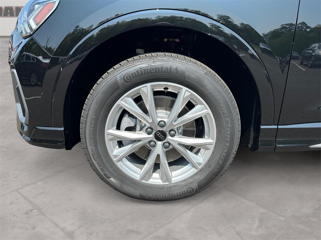 new 2025 Audi Q3 car, priced at $44,060