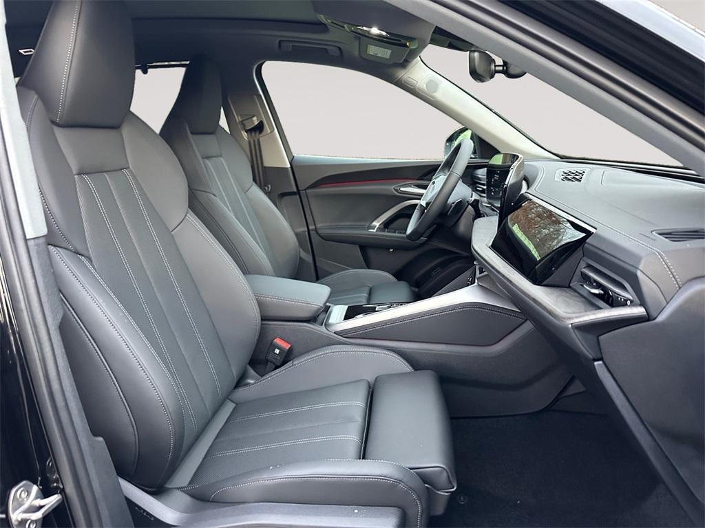 new 2025 Audi Q5 car, priced at $59,980