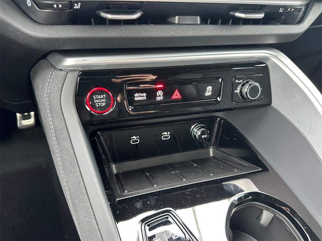 new 2025 Audi SQ5 car, priced at $72,945