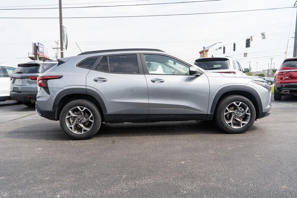 used 2025 Chevrolet Trax car, priced at $22,496