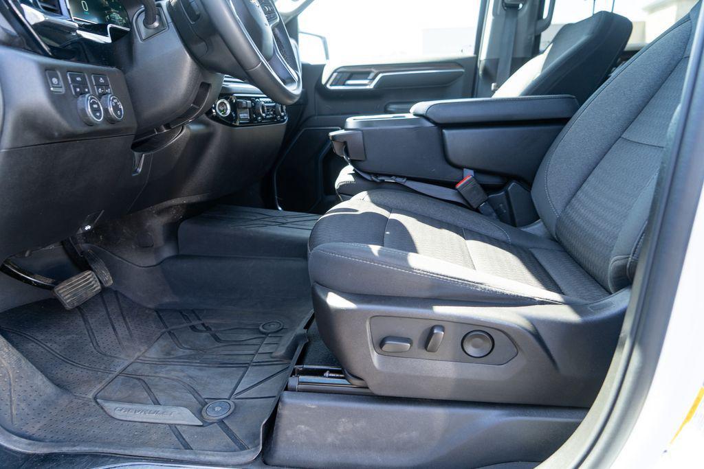 used 2023 Chevrolet Silverado 1500 car, priced at $33,994