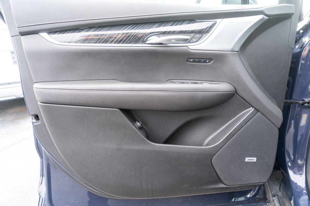 used 2024 Cadillac XT6 car, priced at $43,499
