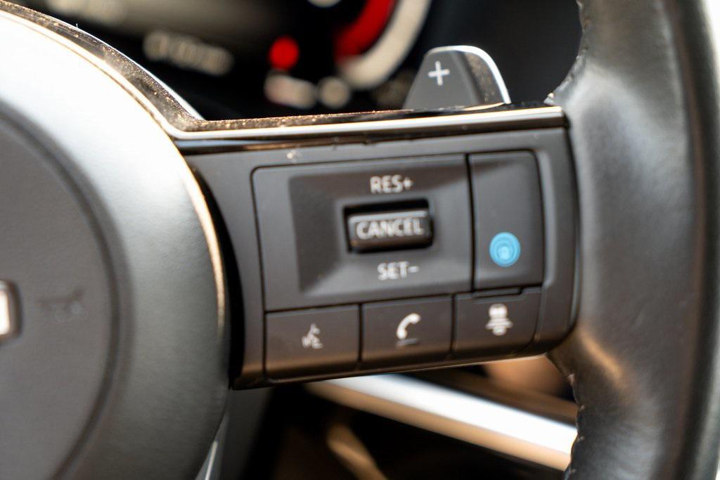 2023 Pearl White Tricoat Nissan Pathfinder