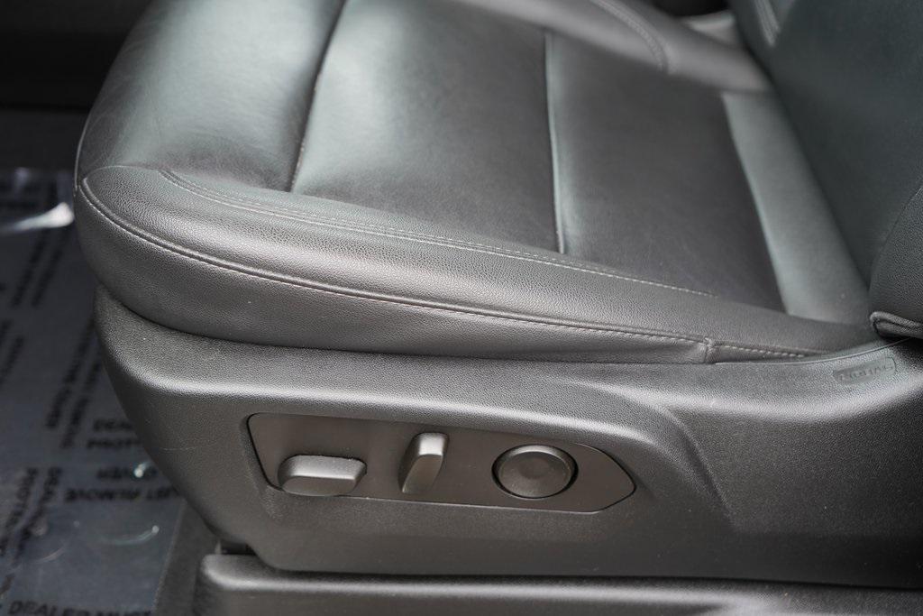 used 2023 Chevrolet Suburban car, priced at $44,897