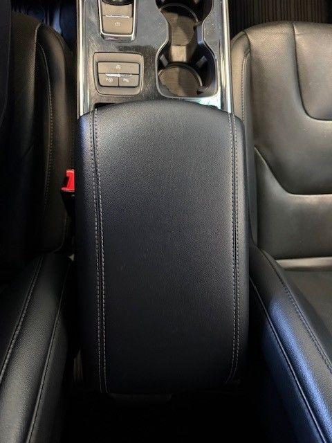 used 2019 Ford Edge car, priced at $17,895