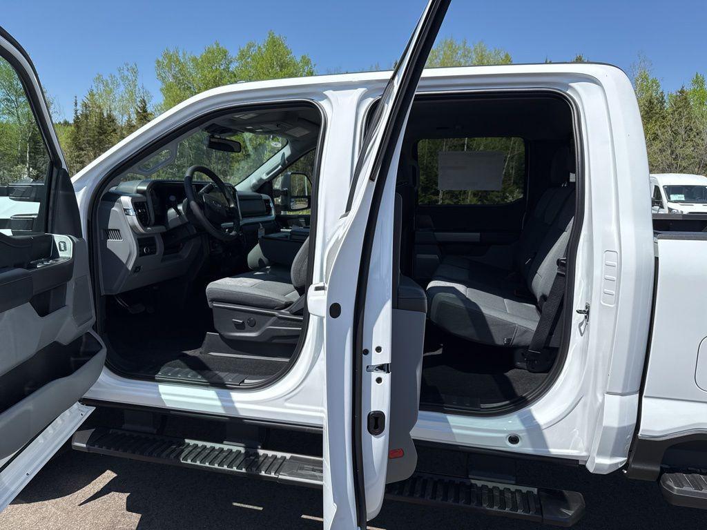 new 2026 Ford F-350 car, priced at $65,204
