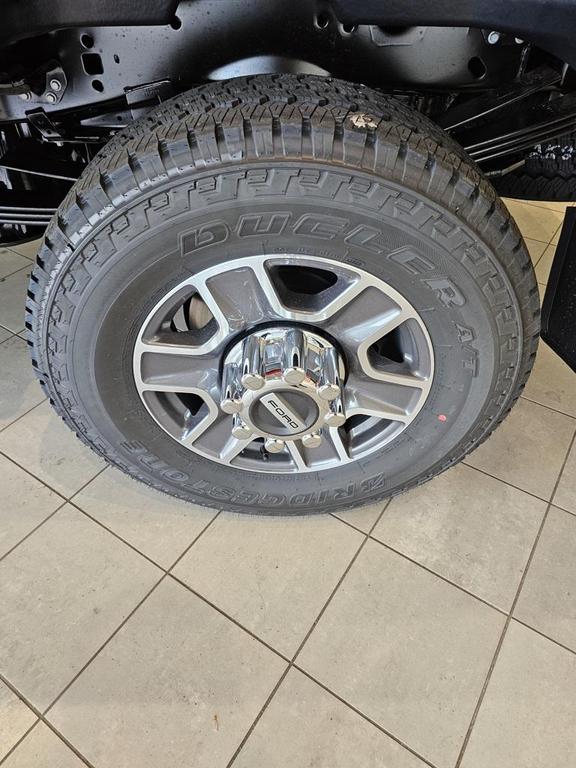new 2025 Ford F-350 car, priced at $56,315