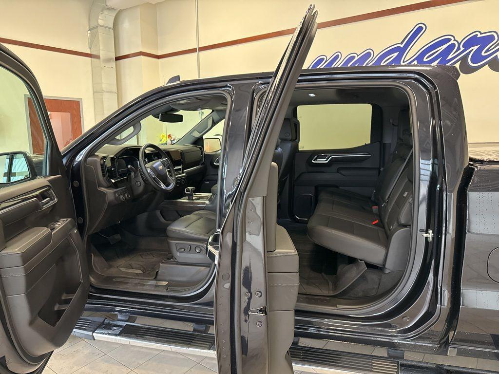 used 2024 Chevrolet Silverado 1500 car, priced at $51,325