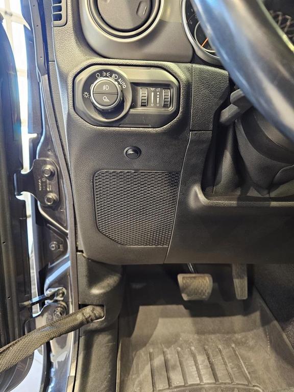 used 2020 Jeep Gladiator car, priced at $29,350