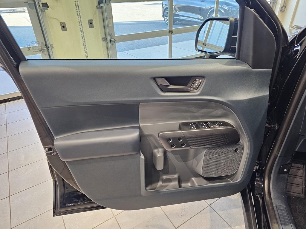 new 2025 Ford Maverick car, priced at $40,725