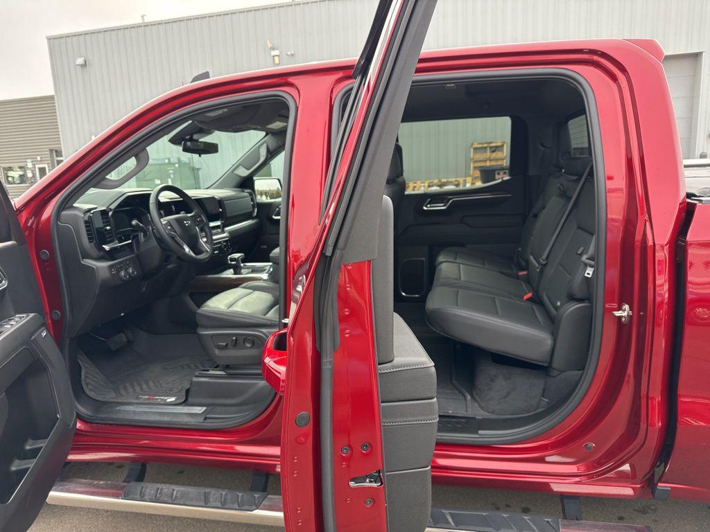 used 2024 Chevrolet Silverado 1500 car, priced at $47,345