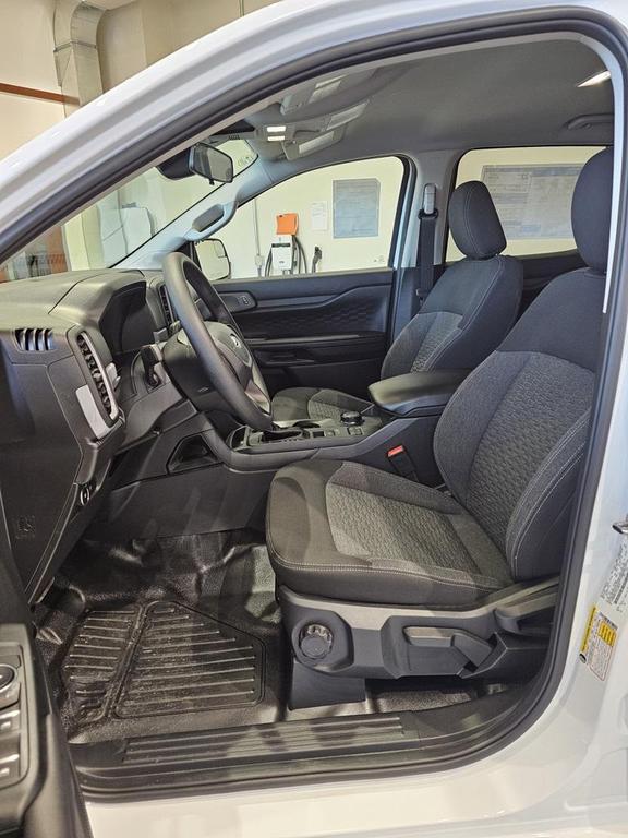 new 2025 Ford Ranger car, priced at $40,580