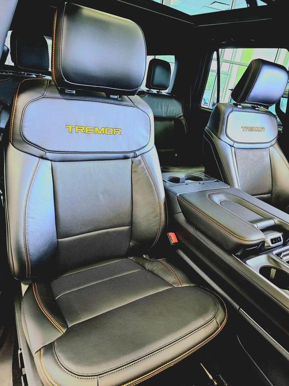 new 2025 Ford Expedition car, priced at $84,220