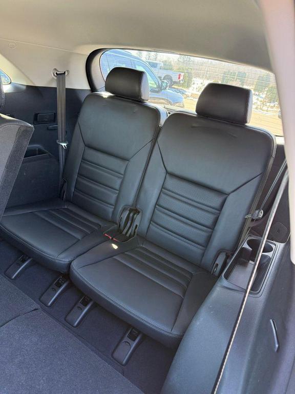 used 2019 Kia Sorento car, priced at $16,490
