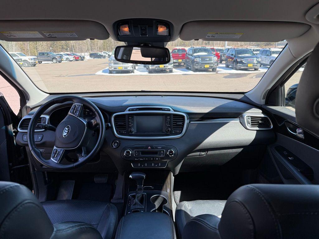 used 2019 Kia Sorento car, priced at $16,490