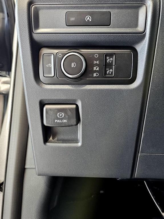 new 2025 Ford F-150 car, priced at $51,055