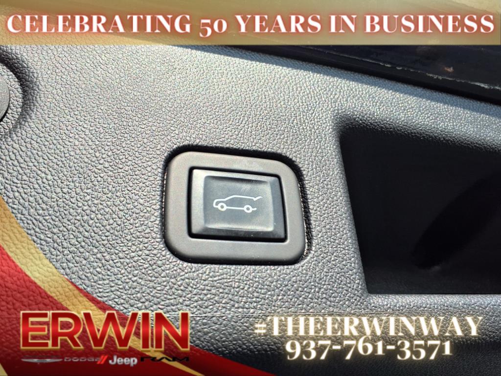 used 2022 Chevrolet Equinox car, priced at $25,998