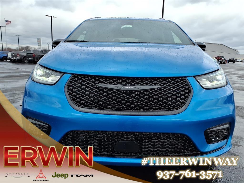 new 2026 Chrysler Pacifica car, priced at $49,414