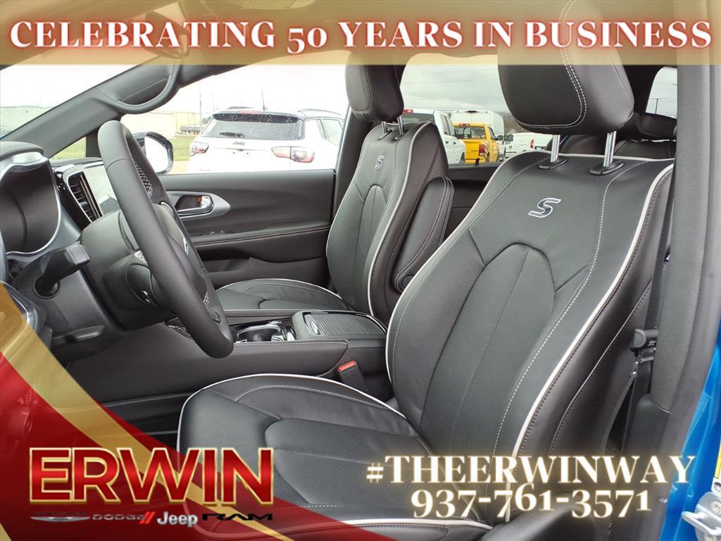 new 2026 Chrysler Pacifica car, priced at $49,414