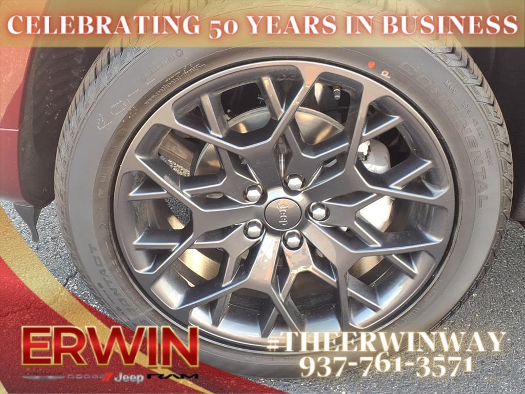 new 2025 Jeep Grand Cherokee car, priced at $61,145