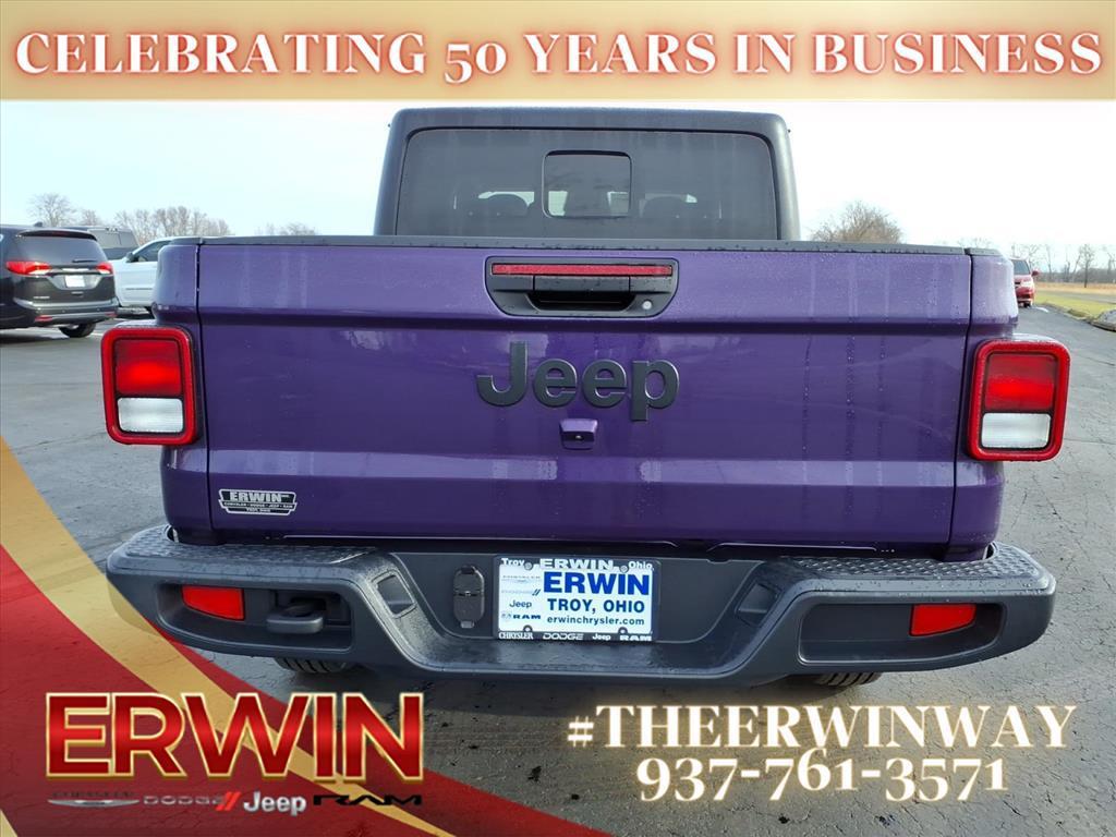 new 2026 Jeep Gladiator car, priced at $47,615