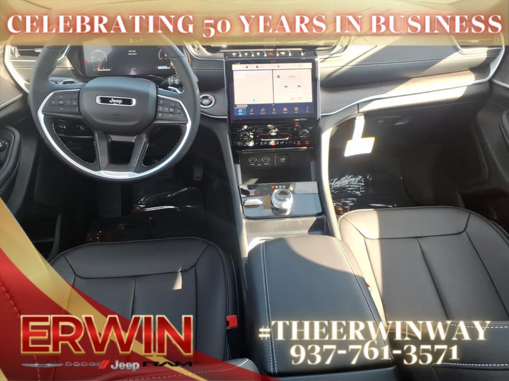 new 2025 Jeep Grand Cherokee car, priced at $48,375