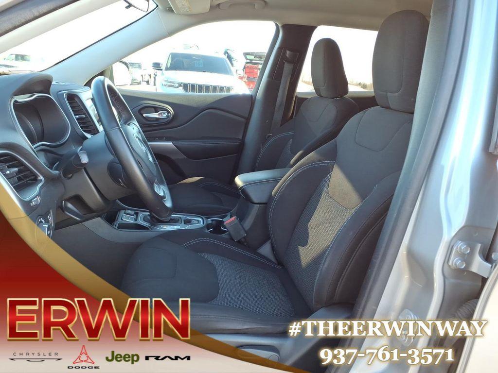 used 2019 Jeep Cherokee car, priced at $9,998