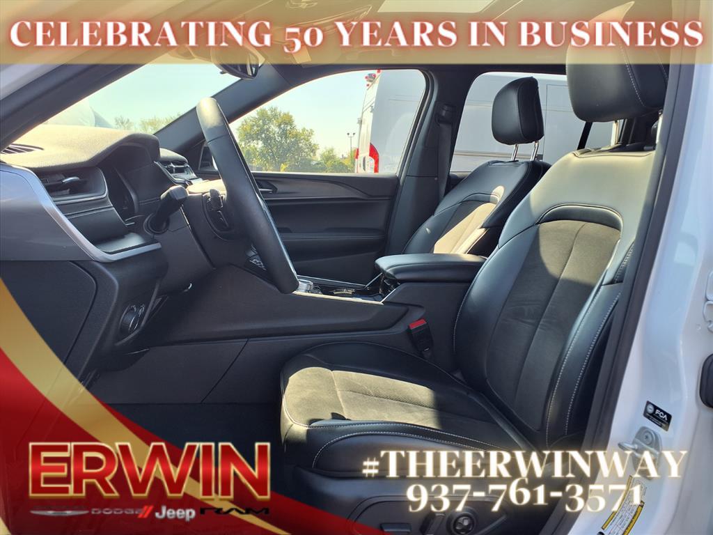 used 2023 Jeep Grand Cherokee car, priced at $35,998