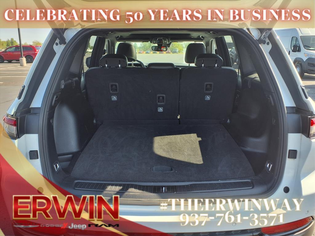 used 2023 Jeep Grand Cherokee car, priced at $35,998